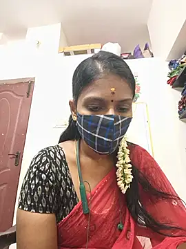 Snapshot of Tamil_Yalini12 chatting on June 2026 07:24:02 AM Tamil Yalini12 online show from June 2026 07:24:02 AM