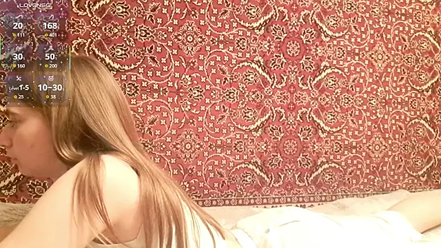 ivetabloom online show from October 2025 06:32:02 PM