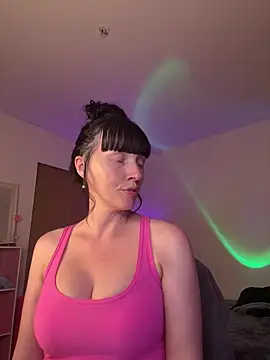 MaciiMayy online show from July 2026 09:36:01 PM