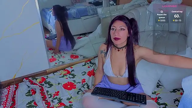 AlisonCold online show from October 2025 07:59:01 PM