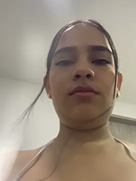 Valery lux16 online show from October 2025 12:14:02 PM