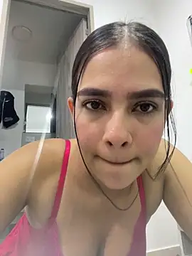 Valery lux16 online show from February 2026 03:31:01 PM