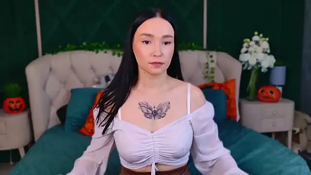 Snapshot of Amanda_Choi chatting on October 2025 10:32:02 AM Amanda Choi online show from October 2025 10:32:02 AM