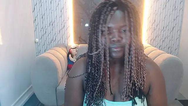 Soffia b online show from October 2025 08:07:02 PM