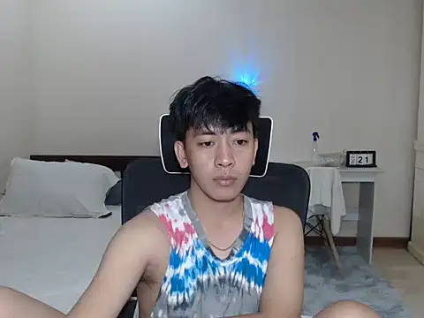 niel cumshow online show from October 2025 12:02:02 PM