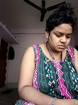 Deborbhavi222 online show from January 2026 05:44:02 AM