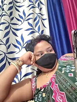 Deborbhavi222 online show from March 2026 06:32:01 PM