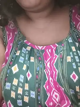 Snapshot of Deborbhavi222 chatting on June 2026 09:13:01 AM Deborbhavi222 online show from June 2026 09:13:01 AM