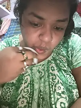 Snapshot of Deborbhavi222 chatting on July 2026 07:17:02 PM Deborbhavi222 online show from July 2026 07:17:02 PM