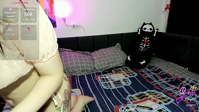 Snapshot of ChristinaFivePlus chatting on February 2026 01:59:01 PM ChristinaFivePlus online show from February 2026 01:59:01 PM