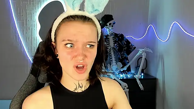 Elastikisss online show from March 2026 03:23:01 AM