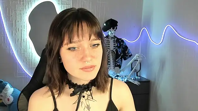 Elastikisss online show from March 2026 10:51:01 AM