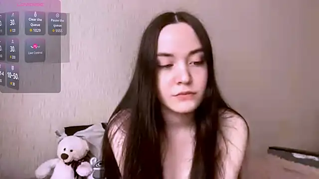 VividSienna online show from April 2026 09:48:02 AM