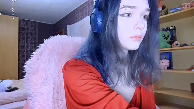 Snapshot of VividSienna chatting on May 2026 06:46:01 PM VividSienna online show from May 2026 06:46:01 PM