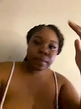 ChocolateKissesBaee online show from September 2025 02:39:02 AM