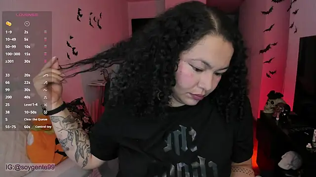 Snapshot of Chubby_Licius chatting on October 2025 11:45:02 PM Chubby Licius online show from October 2025 11:45:02 PM