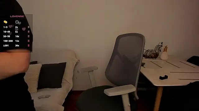 Snapshot of Chubby_Licius chatting on November 2025 10:41:02 PM Chubby Licius online show from November 2025 10:41:02 PM