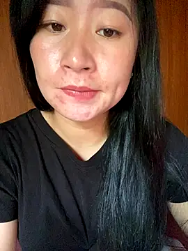 Snapshot of violet-00 chatting on October 2025 01:58:01 AM violet-00 online show from October 2025 01:58:01 AM