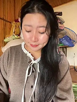 Snapshot of violet-00 chatting on October 2025 02:47:02 AM violet-00 online show from October 2025 02:47:02 AM