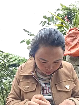 xuxulovezz online show from February 2026 03:29:02 AM