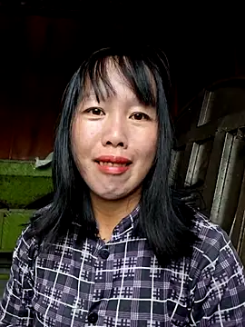 Snapshot of helenzz chatting on October 2025 03:14:02 AM helenzz online show from October 2025 03:14:02 AM