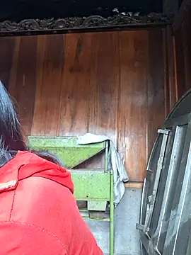 Snapshot of helenzz chatting on October 2025 12:30:02 AM helenzz online show from October 2025 12:30:02 AM