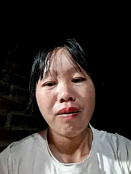 Snapshot of helenzz chatting on October 2025 09:49:02 PM helenzz online show from October 2025 09:49:02 PM