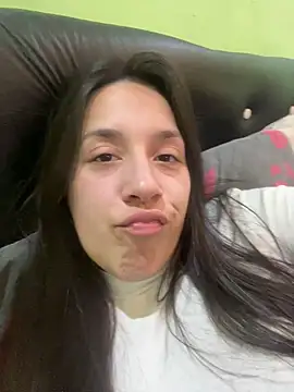 Eve2499 online show from September 2025 01:32:02 AM