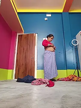 reya743 online show from February 2026 08:58:02 AM