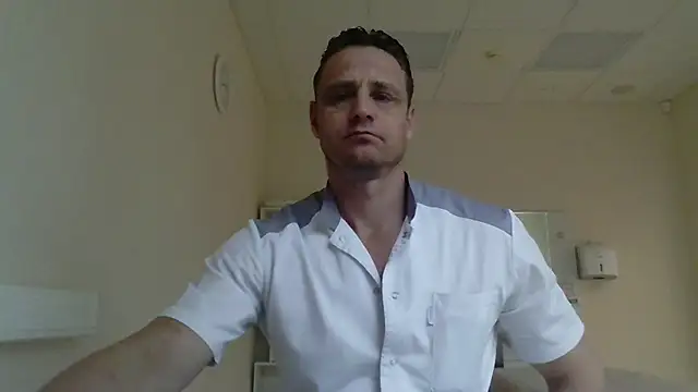 Snapshot of Freeze_Fire chatting on October 2025 05:17:02 AM Freeze Fire online show from October 2025 05:17:02 AM