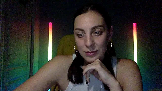 Snapshot of Myronell chatting on October 2025 04:42:02 PM Myronell online show from October 2025 04:42:02 PM