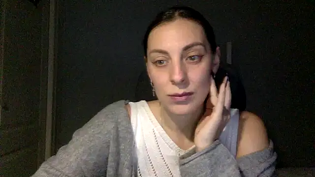 Snapshot of Myronell chatting on November 2025 05:02:01 PM Myronell online show from November 2025 05:02:01 PM