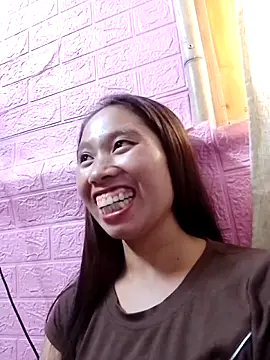 ruby-00 online show from October 2025 04:35:02 AM