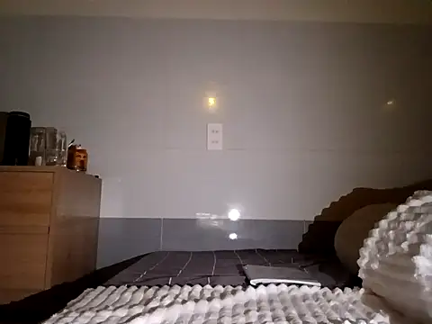 Snapshot of Soin18 chatting on March 2026 05:19:01 PM Soin18 online show from March 2026 05:19:01 PM