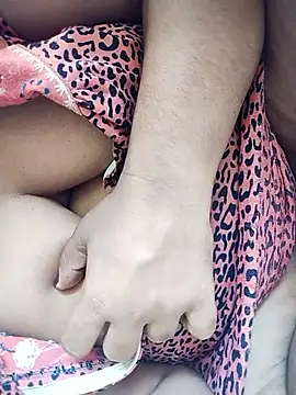 Chubby Soniya online show from October 2025 04:31:02 AM