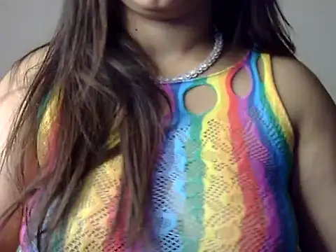 Aaliya02 online show from October 2025 12:00:02 PM