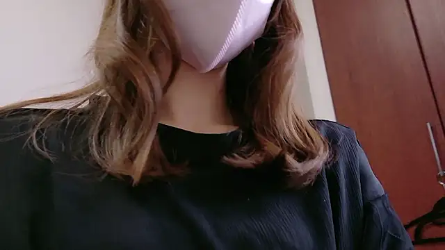 Snapshot of saku_sakura_ chatting on November 2025 01:10:02 PM saku sakura online show from November 2025 01:10:02 PM