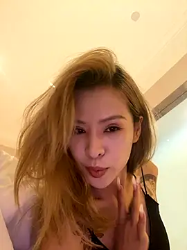 miumiu-66 online show from October 2025 01:53:02 PM