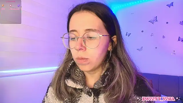 Snapshot of sweettvera chatting on June 2026 09:37:01 PM sweettvera online show from June 2026 09:37:01 PM