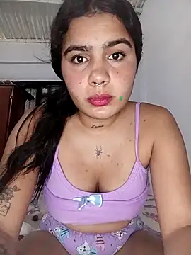 Sashalana online show from October 2025 12:30:02 PM