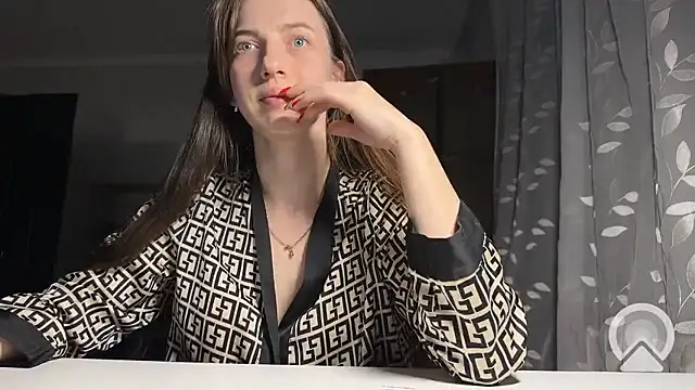 Prettyyy Angel online show from January 2026 04:22:01 PM