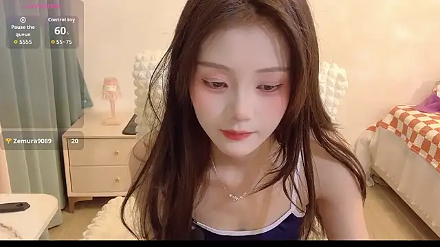 Ximei-O online show from November 2025 01:56:02 PM