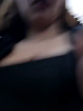 Snapshot of Eva-Moon04 chatting on October 2025 10:40:02 PM Eva-Moon04 online show from October 2025 10:40:02 PM