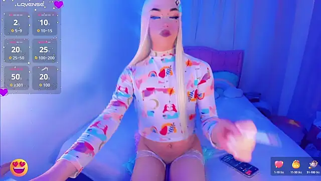 Snapshot of Sexy_Amaya chatting on November 2025 08:52:02 PM Sexy Amaya online show from November 2025 08:52:02 PM