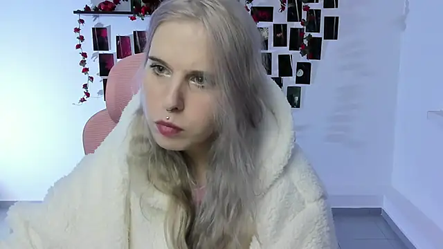 IngannaMorte online show from September 2025 04:12:01 PM