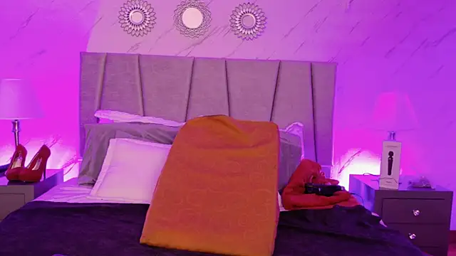 Michell Monet online show from June 2026 12:00:02 PM