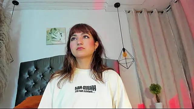 Snapshot of iam_alaskha chatting on October 2025 12:50:01 PM iam alaskha online show from October 2025 12:50:01 PM