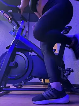 Snapshot of Anavalle chatting on October 2025 05:00:01 PM Anavalle online show from October 2025 05:00:01 PM