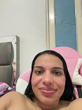 Snapshot of Anavalle chatting on October 2025 05:08:02 AM Anavalle online show from October 2025 05:08:02 AM