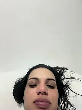 Snapshot of Anavalle chatting on November 2025 08:17:02 AM Anavalle online show from November 2025 08:17:02 AM